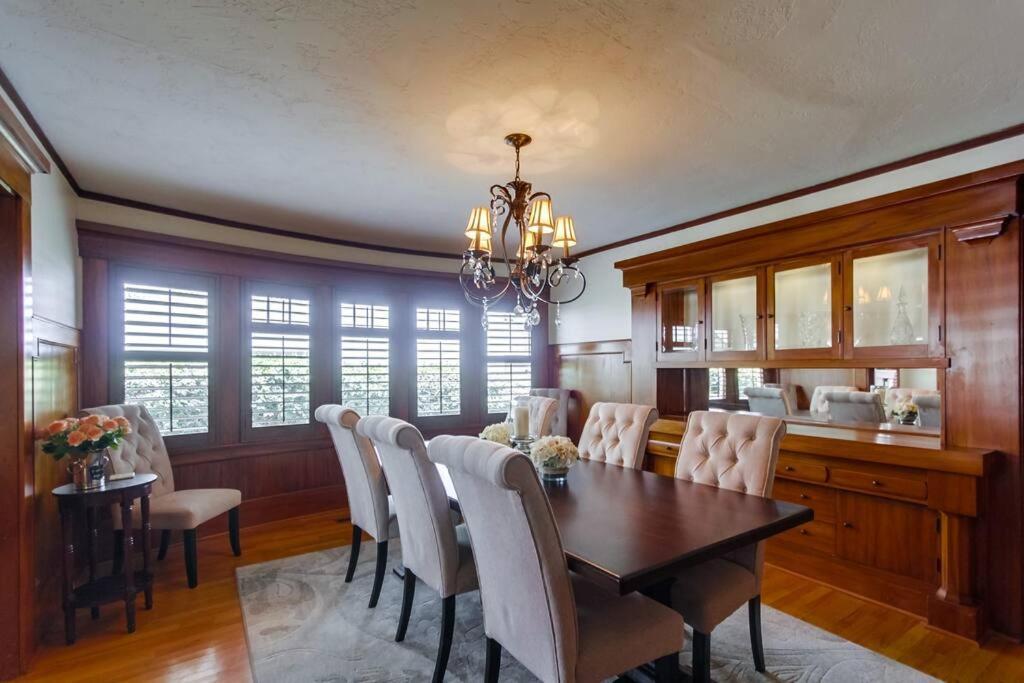Cozy Craftsman Bungalow, Hillcrest/Mission Hills Сан Диего Екстериор снимка