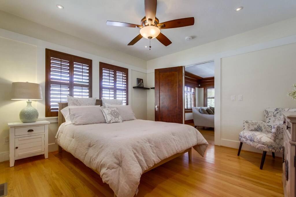 Cozy Craftsman Bungalow, Hillcrest/Mission Hills Сан Диего Екстериор снимка